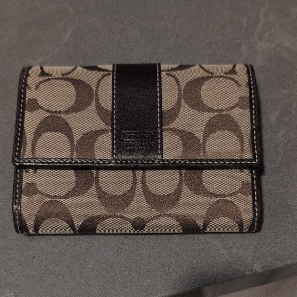 Coach Tan and Black Signature Wallet